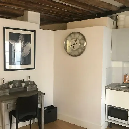 Studio Rue Tronchet
